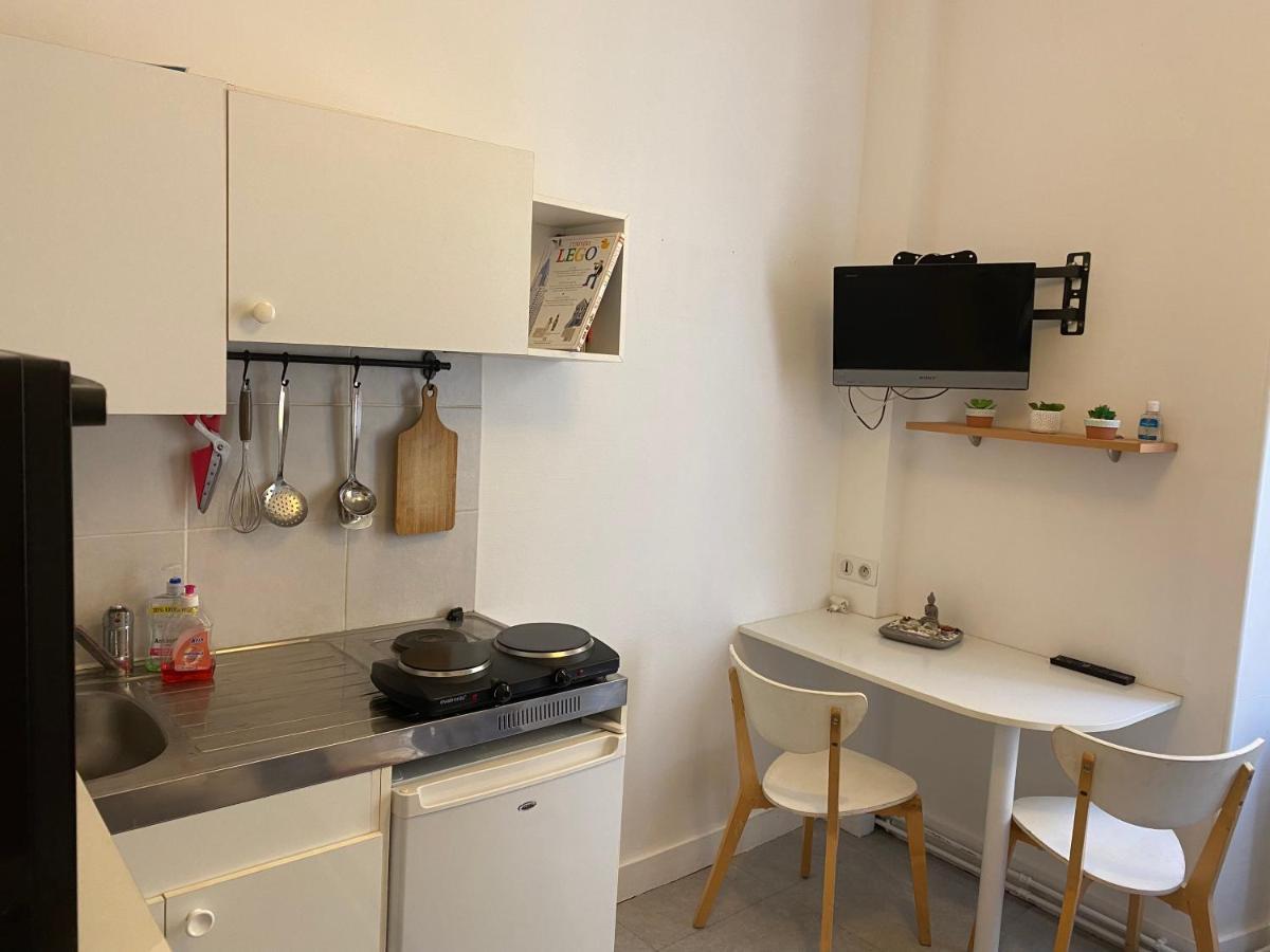 Studio center ville avec ascenseur 3 mins à therme Aix-les-Bains Esterno foto